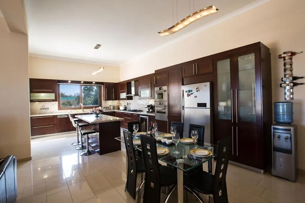 Villa Protaras Deluxe, Fabulous And Luxurious 7Bdr Villa, Close To Fig Tree Bay Beach