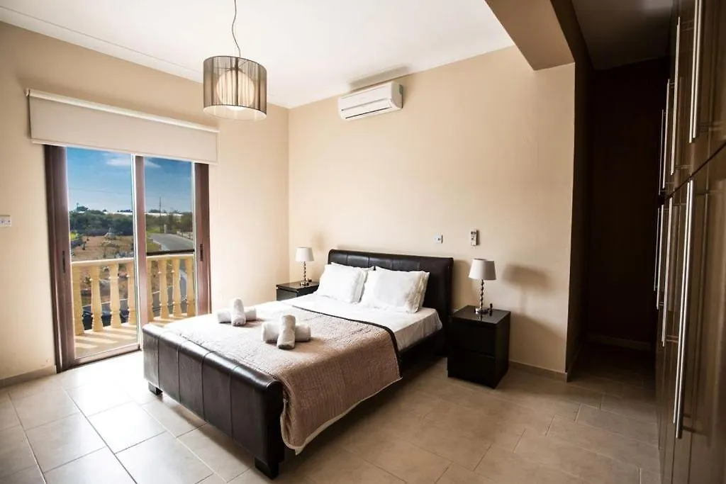 Villa Protaras Deluxe, Fabulous And Luxurious 7Bdr Villa, Close To Fig Tree Bay Beach