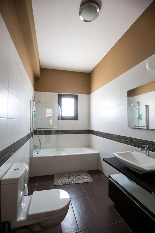 Villa Protaras Deluxe, Fabulous And Luxurious 7Bdr Villa, Close To Fig Tree Bay Beach location